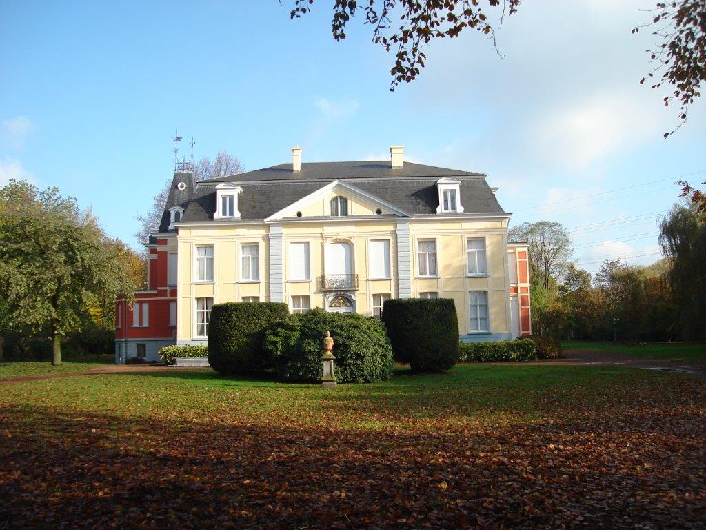 Historisch gebouw voor restauratiewerken